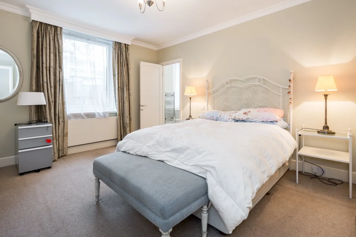 Hamilton House, Vicarage Gate W8, photo 5