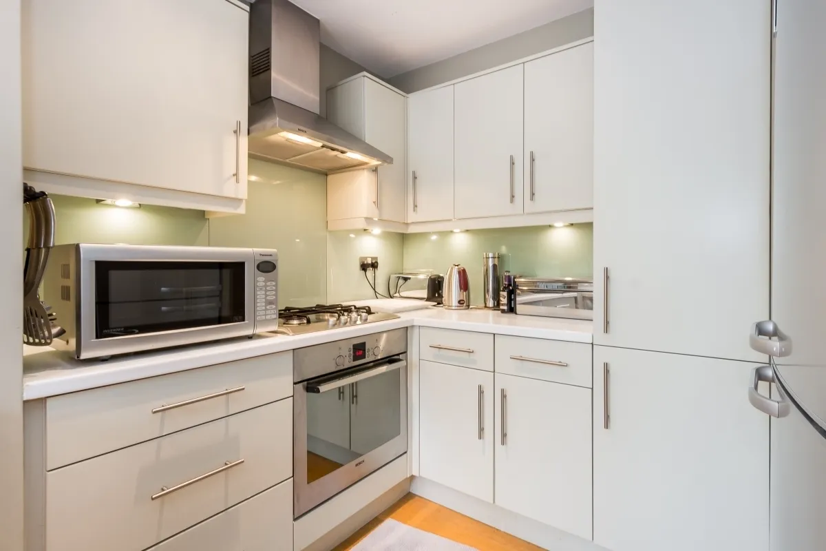 Hamilton House, Vicarage Gate W8, photo 2