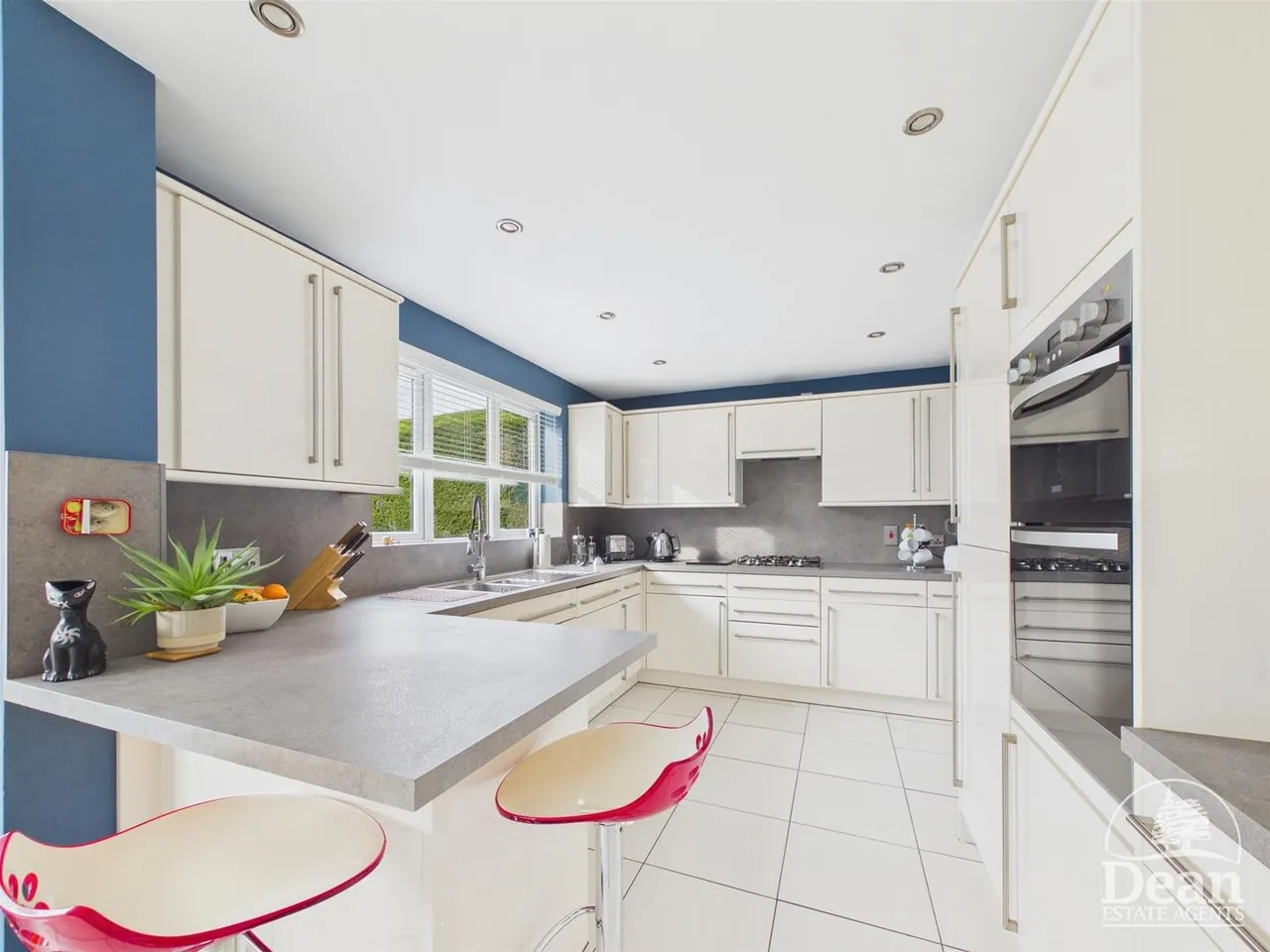 Sabrina Way, Lydney, photo 3