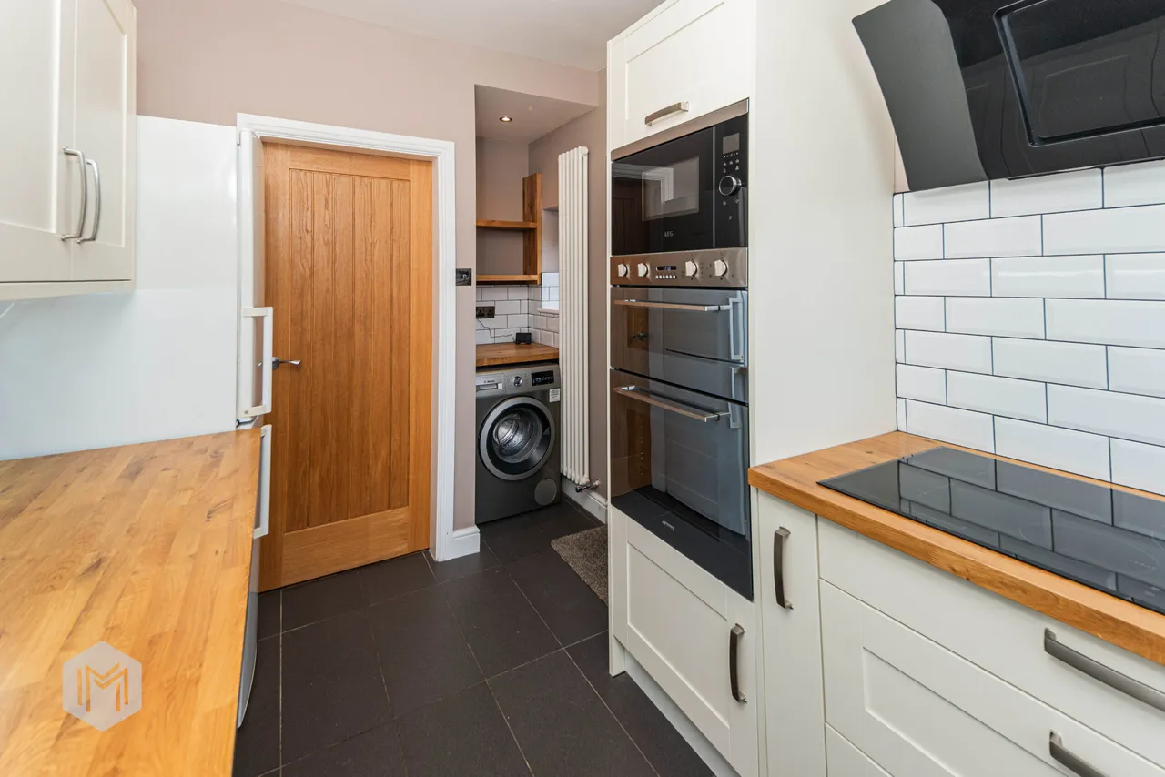 Bradford Park Drive, Bolton, BL2 1PA, photo 4