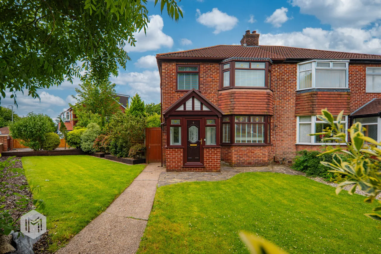 3 bed house for sale — Bradford Park Drive, Bolton, BL2 1PA