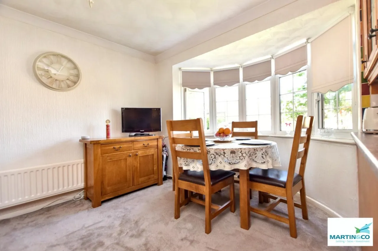 Andrew Close, Stoke Golding, photo 7