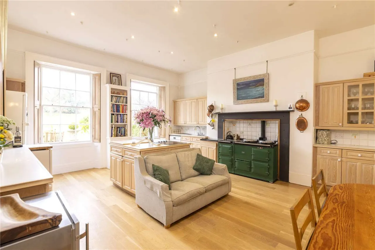 Winterbourne, Newbury, Berkshire, RG20 8AU, photo 9