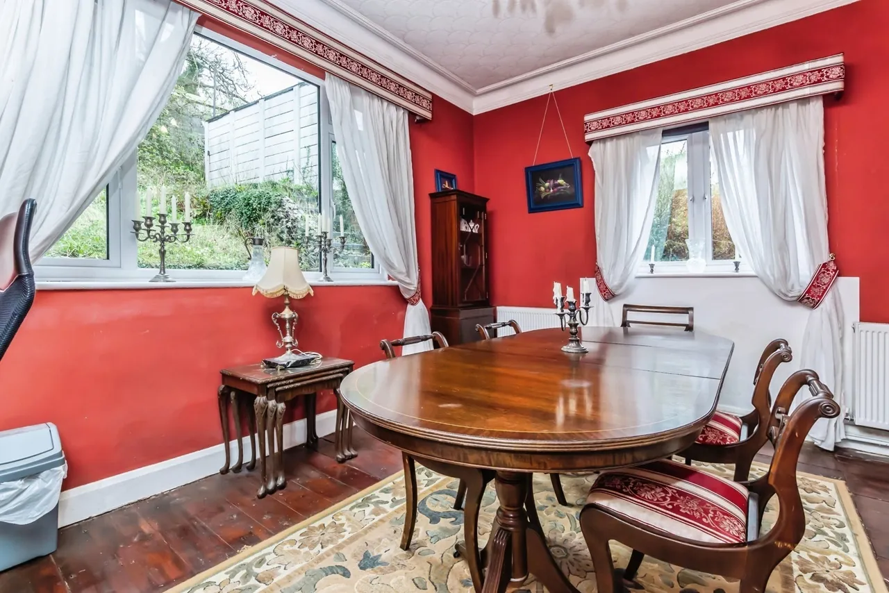 Croydon Road, Caterham, Surrey, CR3, photo 3