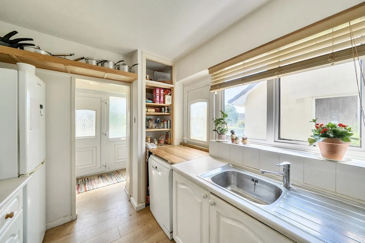 St Cuthbert Avenue, Wells, BA5, photo 6