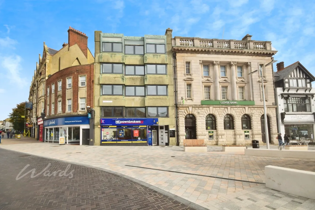 1 bed flat to rent, Market Square, Dover, CT16