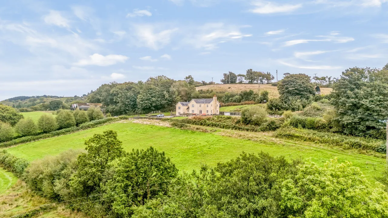 5 bed house for sale, Llanarthney, Carmarthen, SA32
