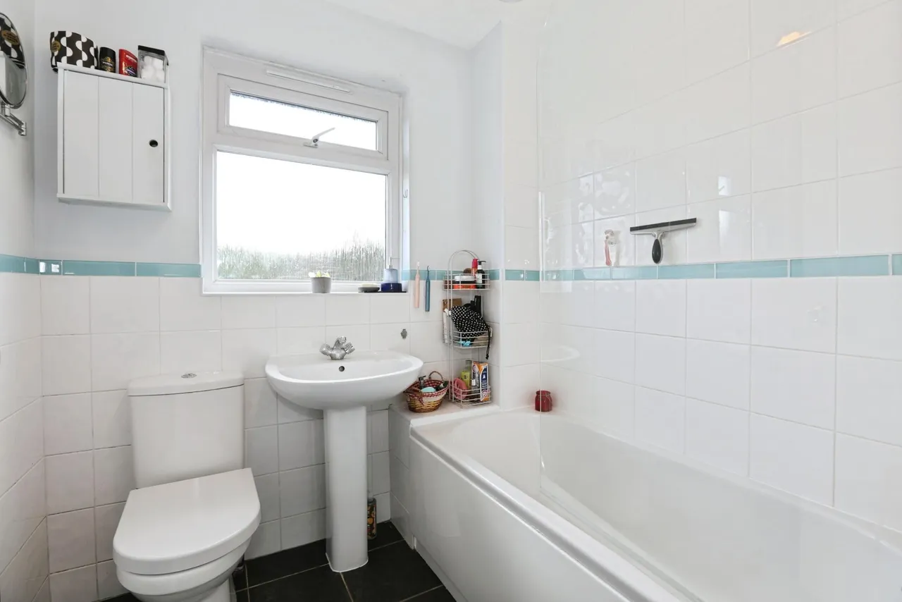Markham Road, Dorking, RH5, photo 9