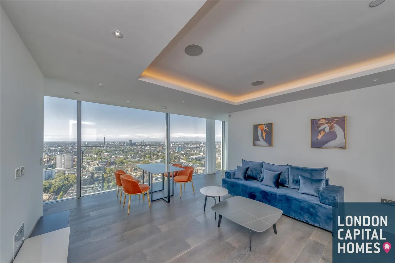 2 bed flat for sale, Bollinder Place, London