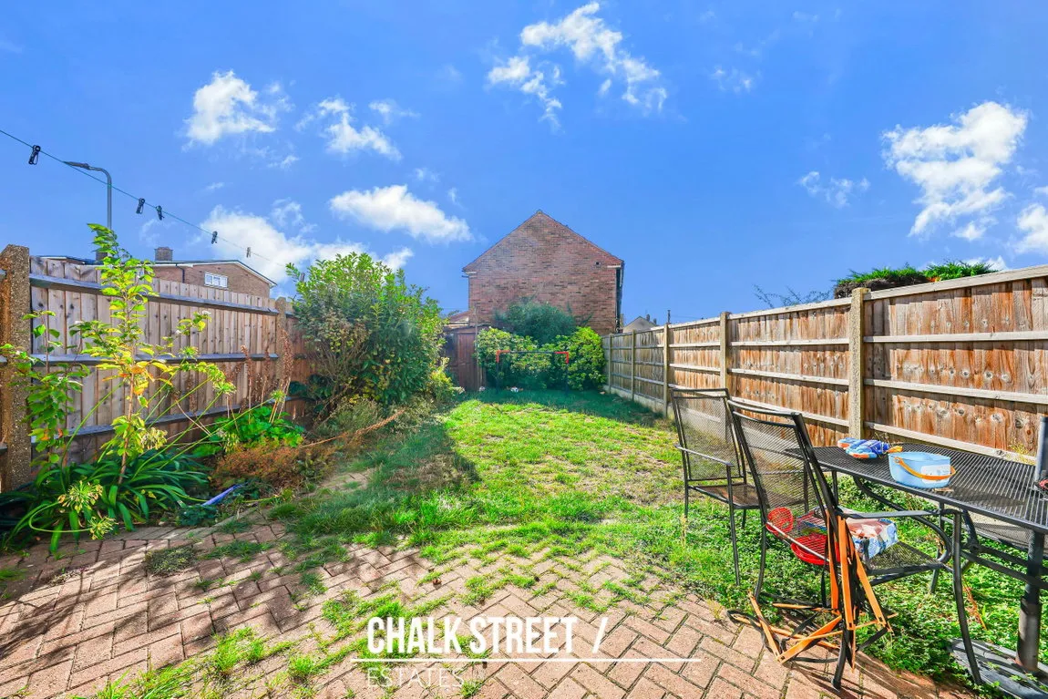 Penrith Crescent, Rainham, RM13, photo 18