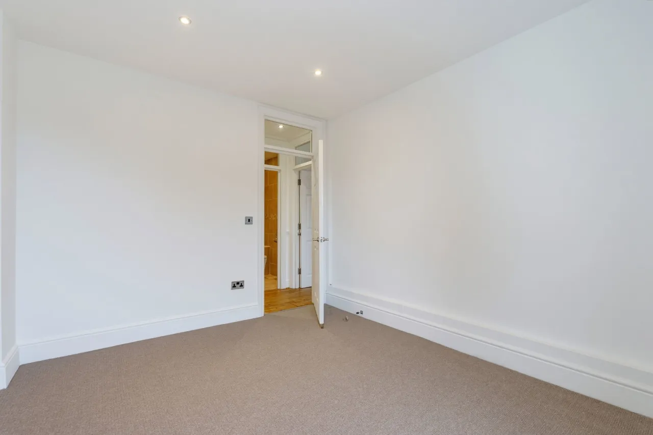 Overhill Road, SE22, photo 13