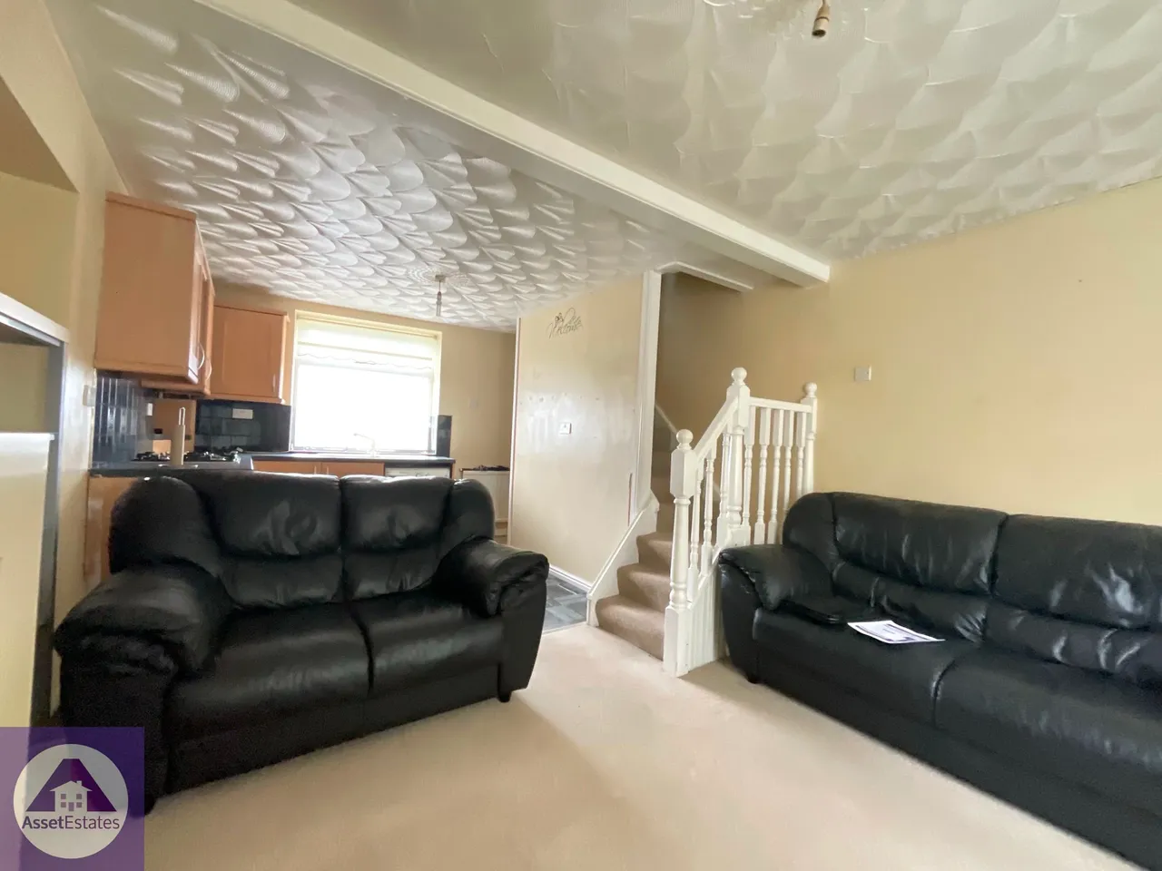 Rhiw Parc Road, Abertillery, photo 5