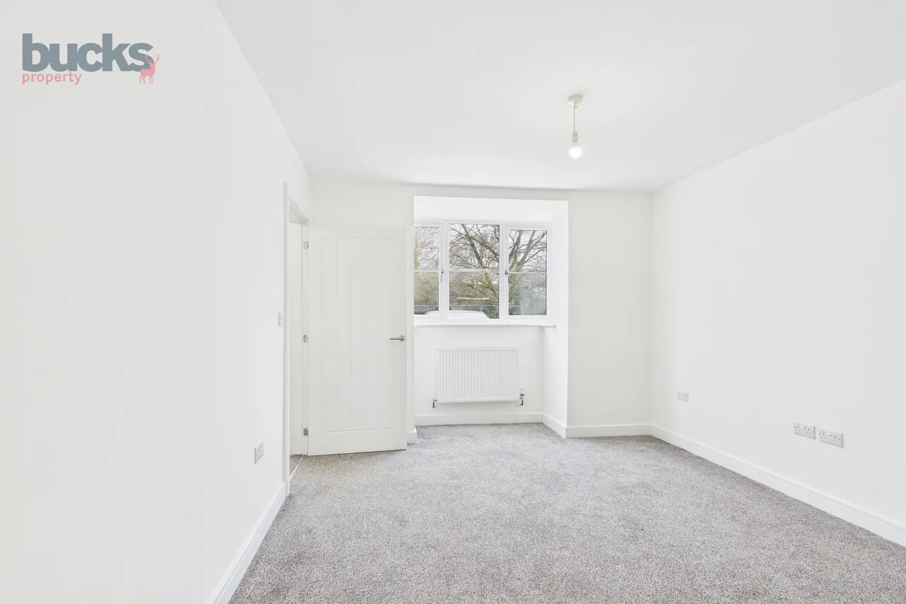 Francis Avenue, Aylesbury, HP21, photo 8