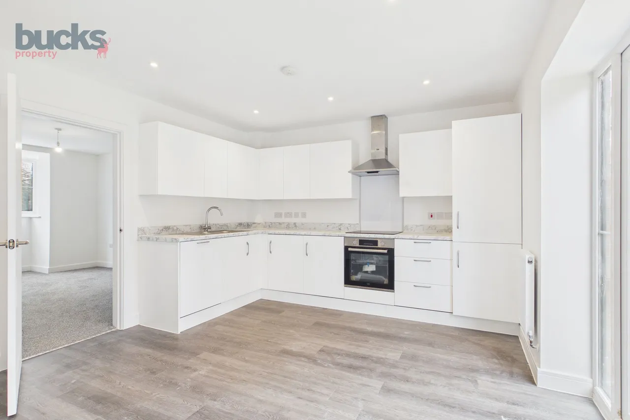 Francis Avenue, Aylesbury, HP21, photo 6