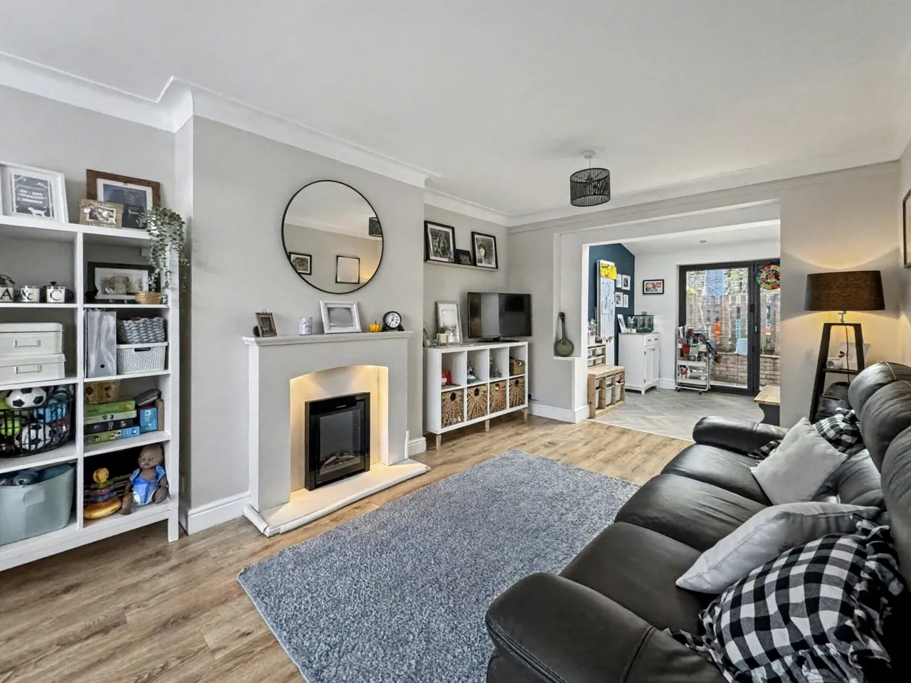 Buckingham Avenue, Whitefield, M45, photo 8