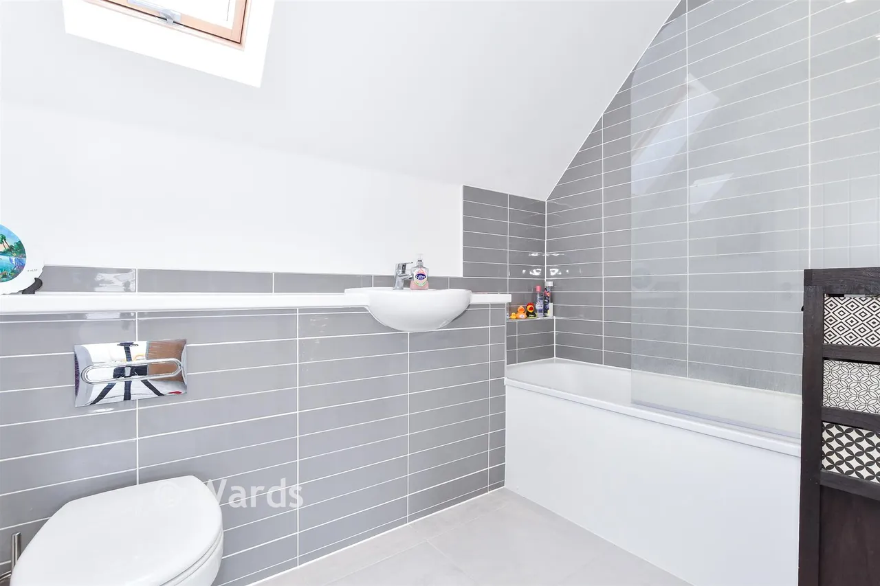 Honeysuckle Way, Coxheath, ME17, photo 13