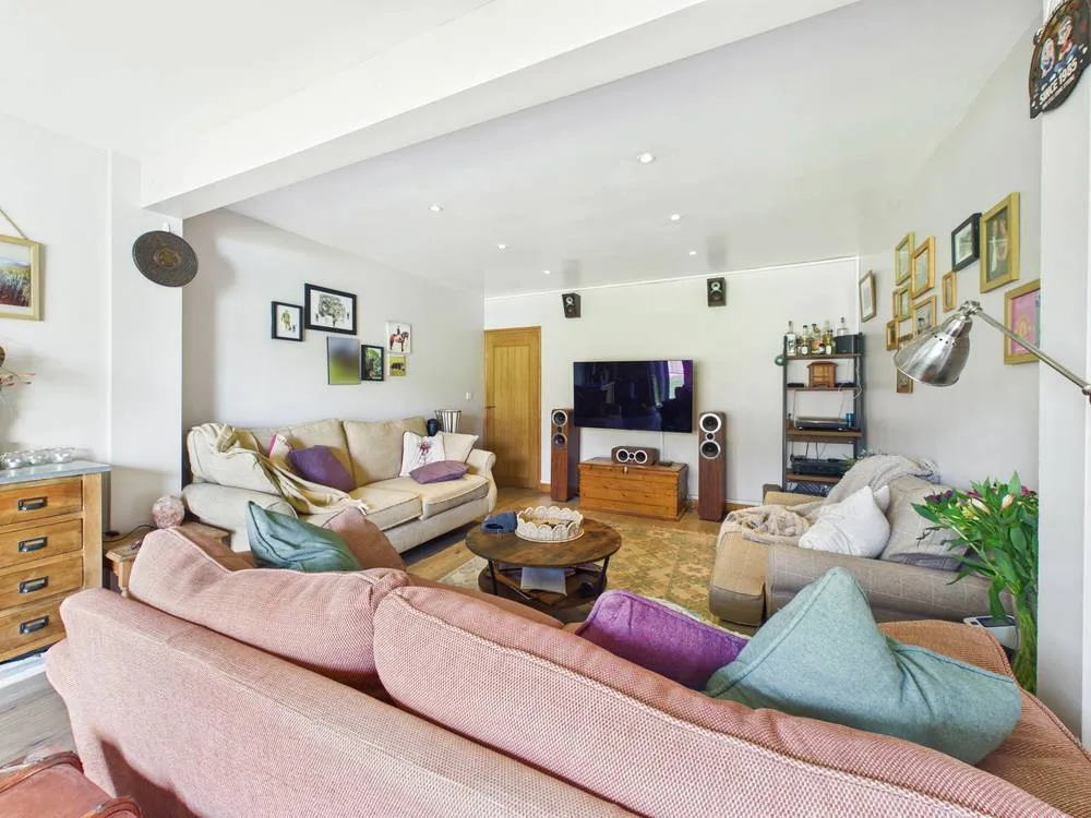 Cloes Lane, Clacton-on-Sea, CO16, photo 3