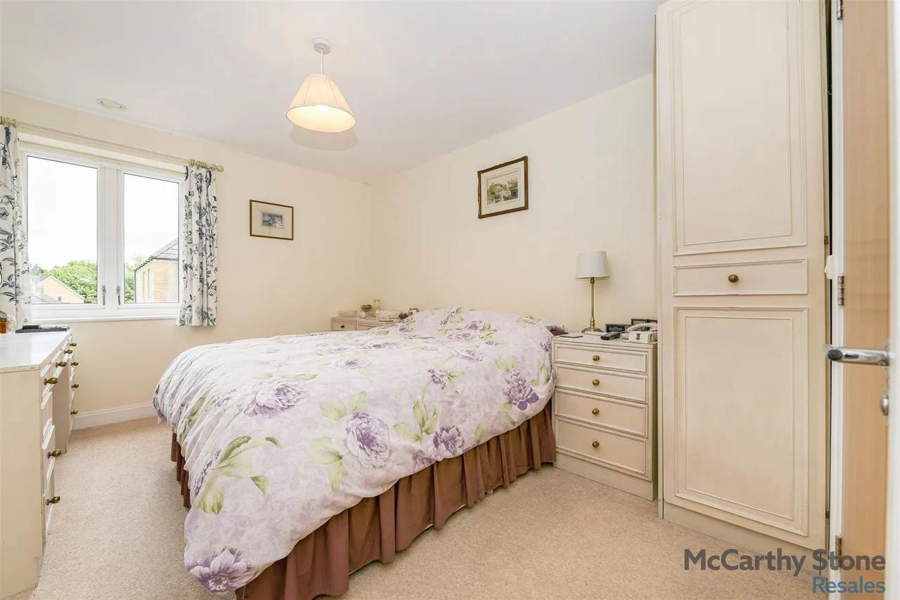 Hart Close, Wilton, SP2, photo 6
