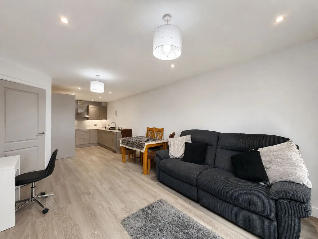 Walsall Road, Great Wyrley, WS6, photo 9