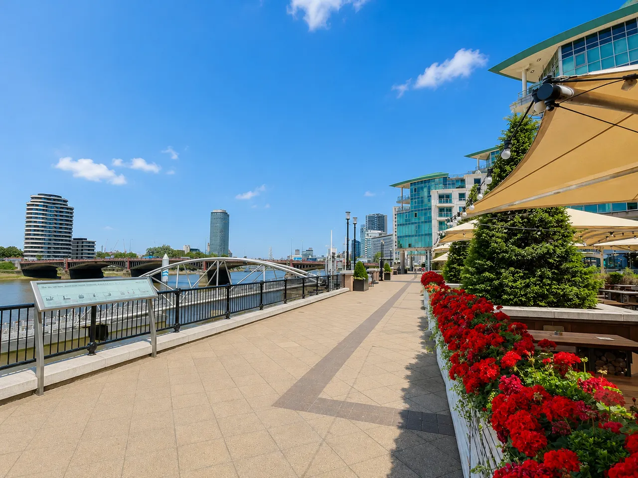 Hanover House, St. George Wharf, SW8, photo 16