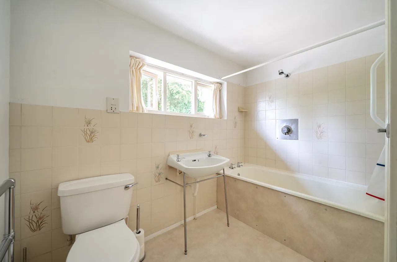 Fairfield Road, Shawford, SO21, photo 9