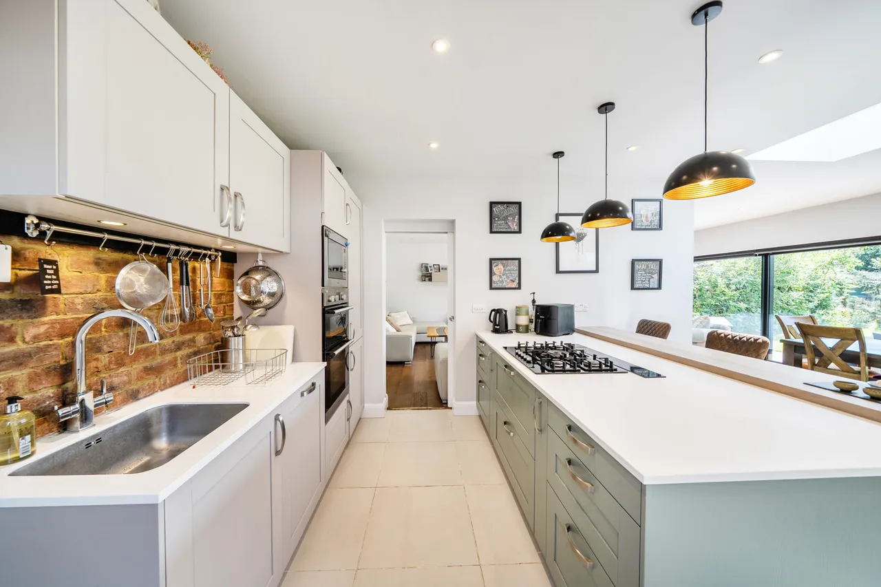 Kenbury Close, Ickenham, UB10, photo 2