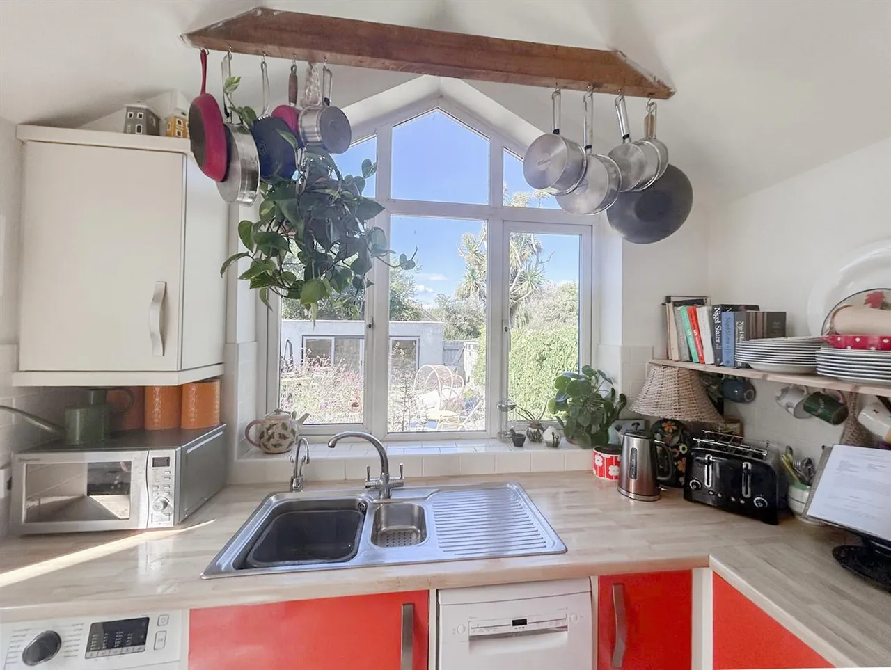Cooden Drive, Bexhill-On-Sea, TN39 3AB, photo 5