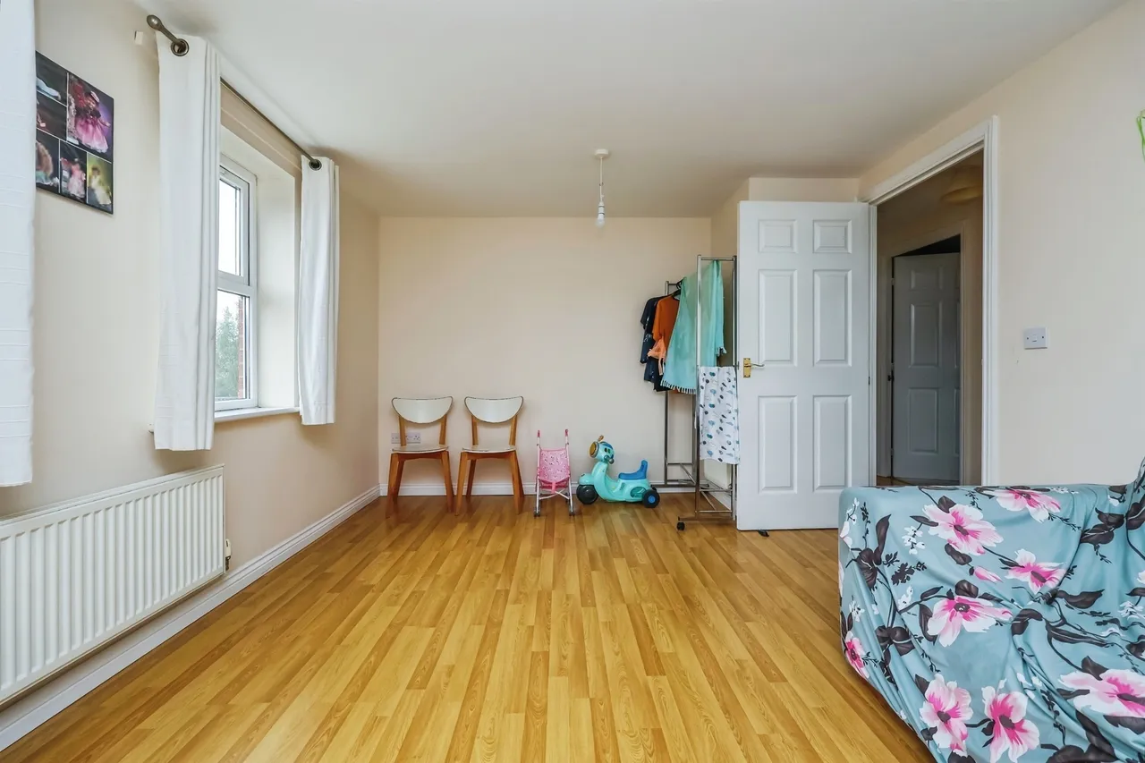Bodill Gardens, Hucknall, NG15, photo 17
