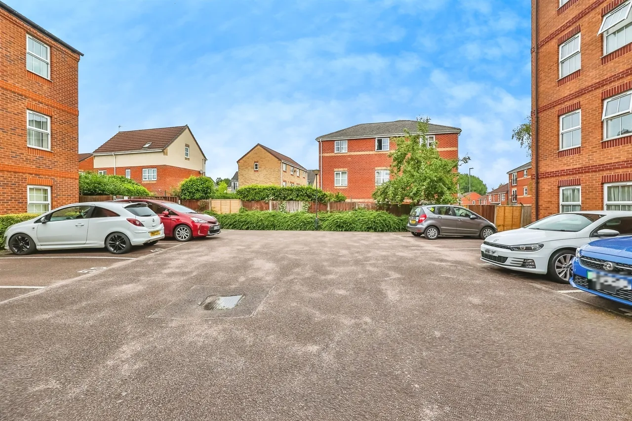 Bodill Gardens, Hucknall, NG15, photo 14