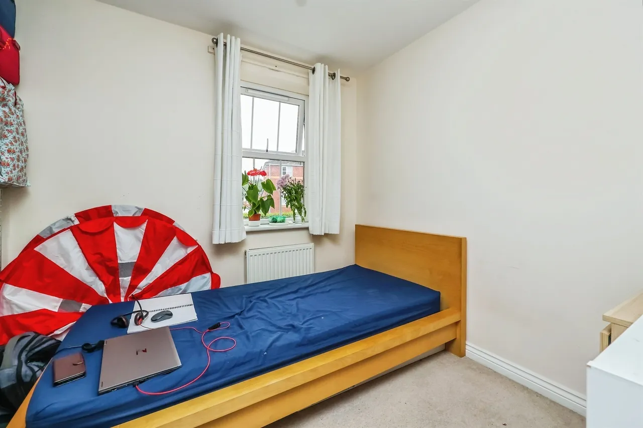 Bodill Gardens, Hucknall, NG15, photo 5