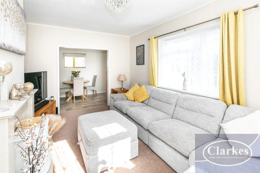Sunningdale Crescent, Bournemouth, photo 4