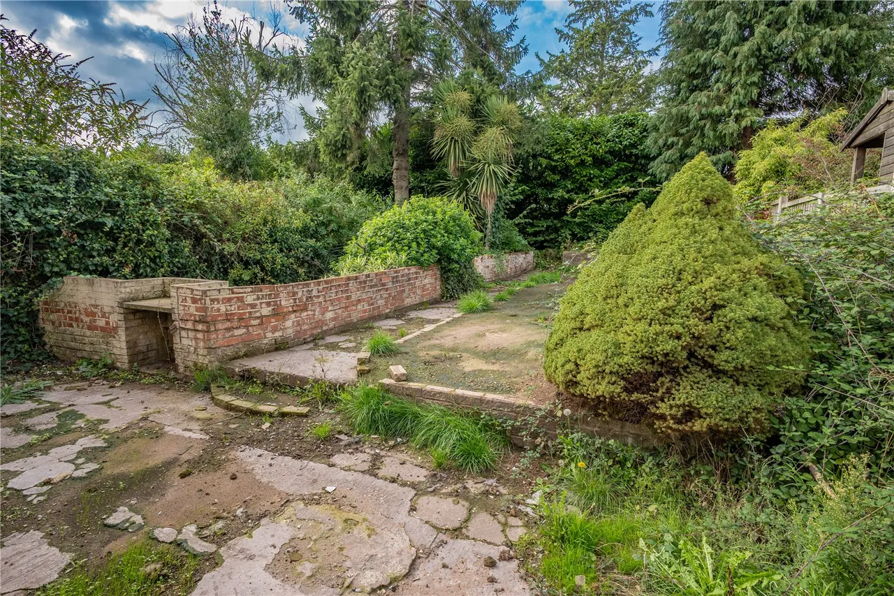 Perryfields Crescent, Bromsgrove, Worcestershire, B61 8ST, photo 10