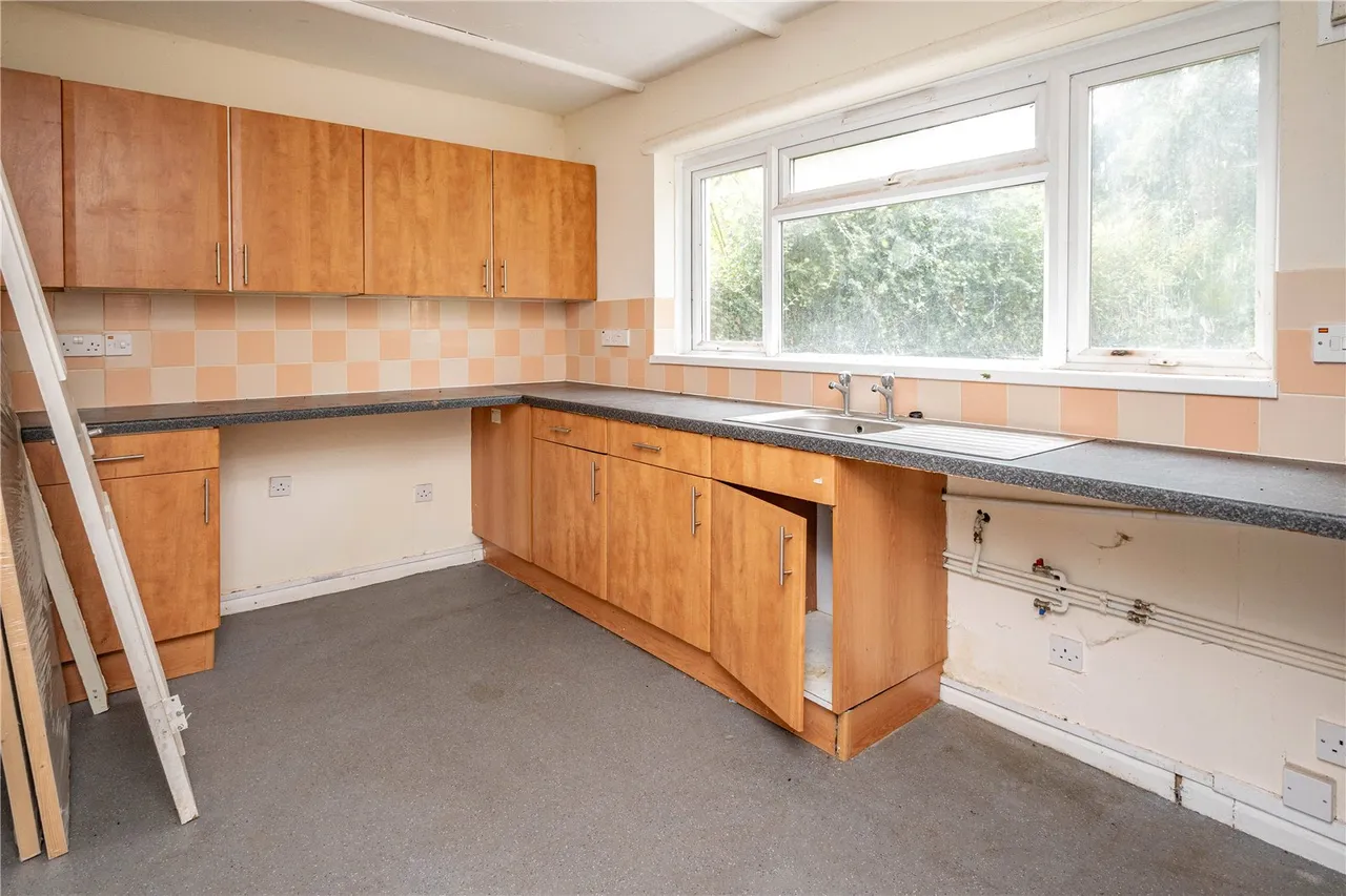 Perryfields Crescent, Bromsgrove, Worcestershire, B61 8ST, photo 5