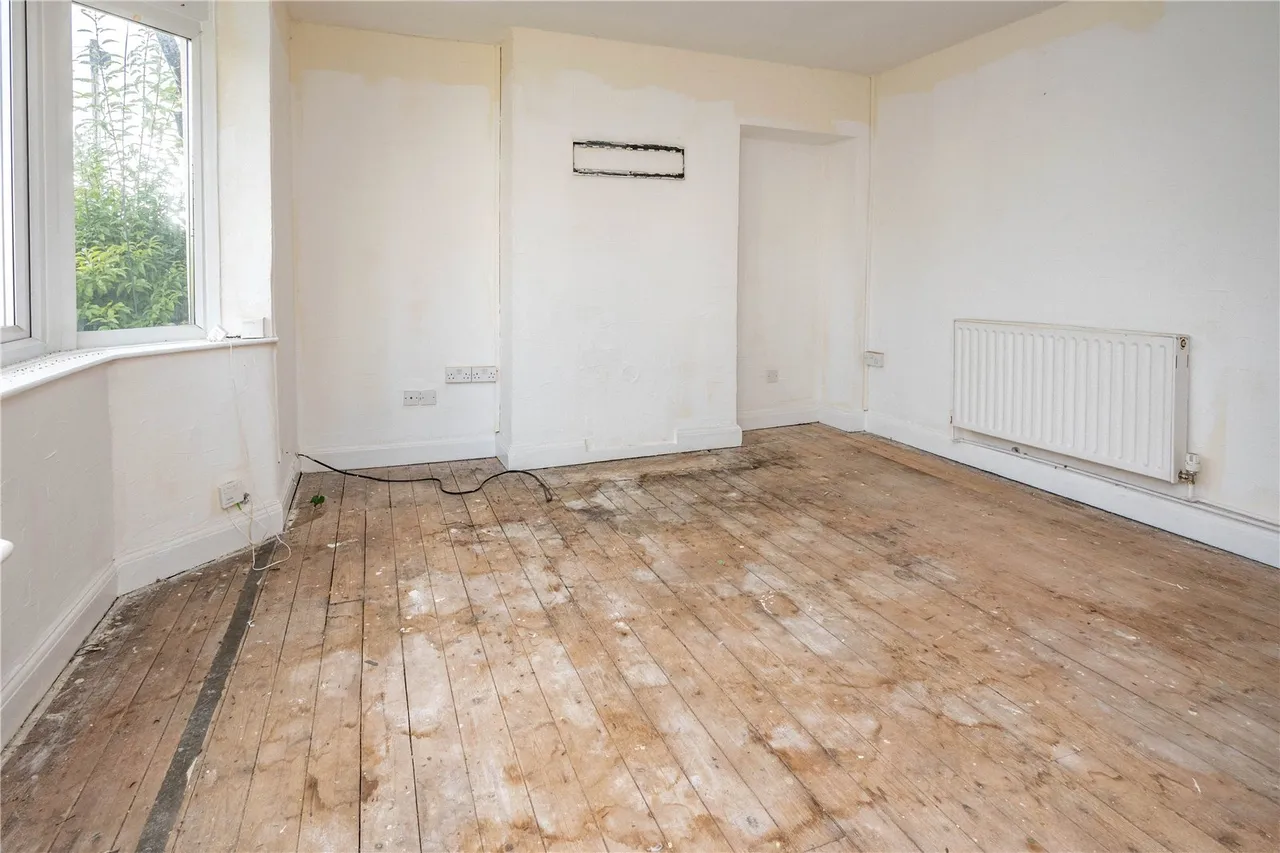 Perryfields Crescent, Bromsgrove, Worcestershire, B61 8ST, photo 3