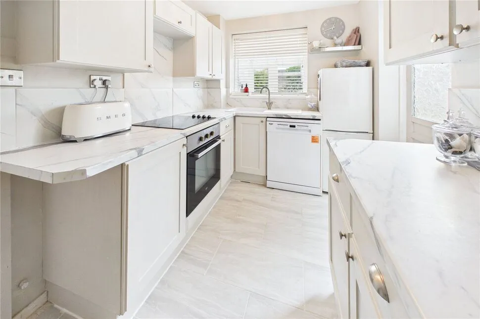 Longfellow Road, Westfield, Somerset, BA3, photo 3