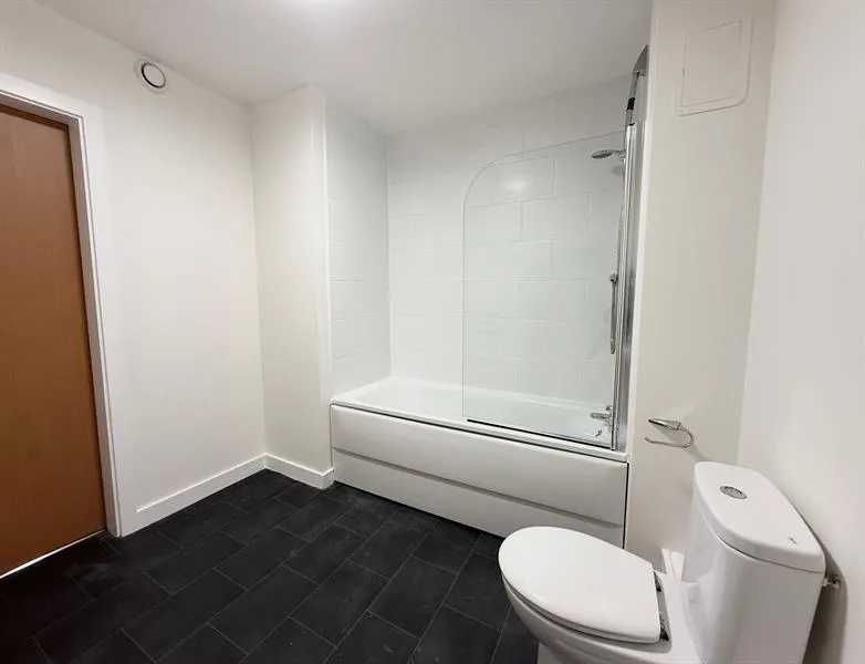 Altrincham Road, Sharston, photo 16