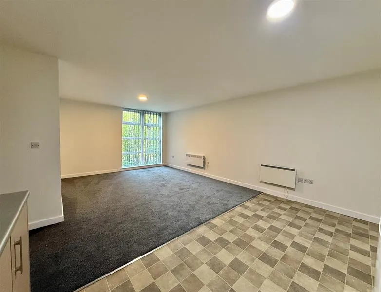 Altrincham Road, Sharston, photo 4
