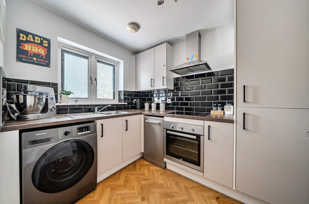 Parham Place, Southbourne, Emsworth, photo 3