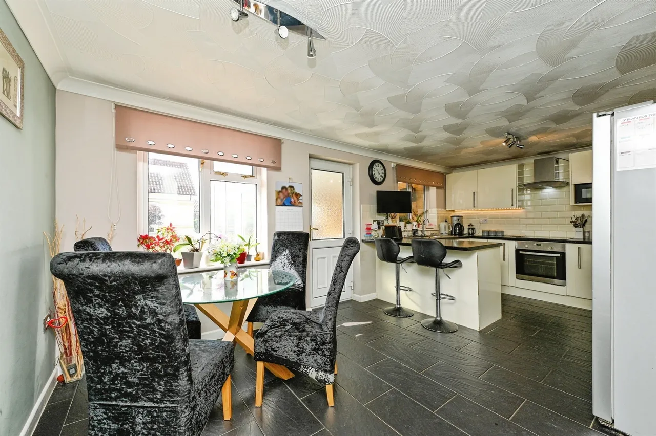 Wretton Road, Stoke Ferry, King's Lynn, photo 4