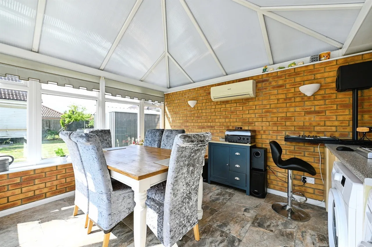Wretton Road, Stoke Ferry, King's Lynn, photo 8