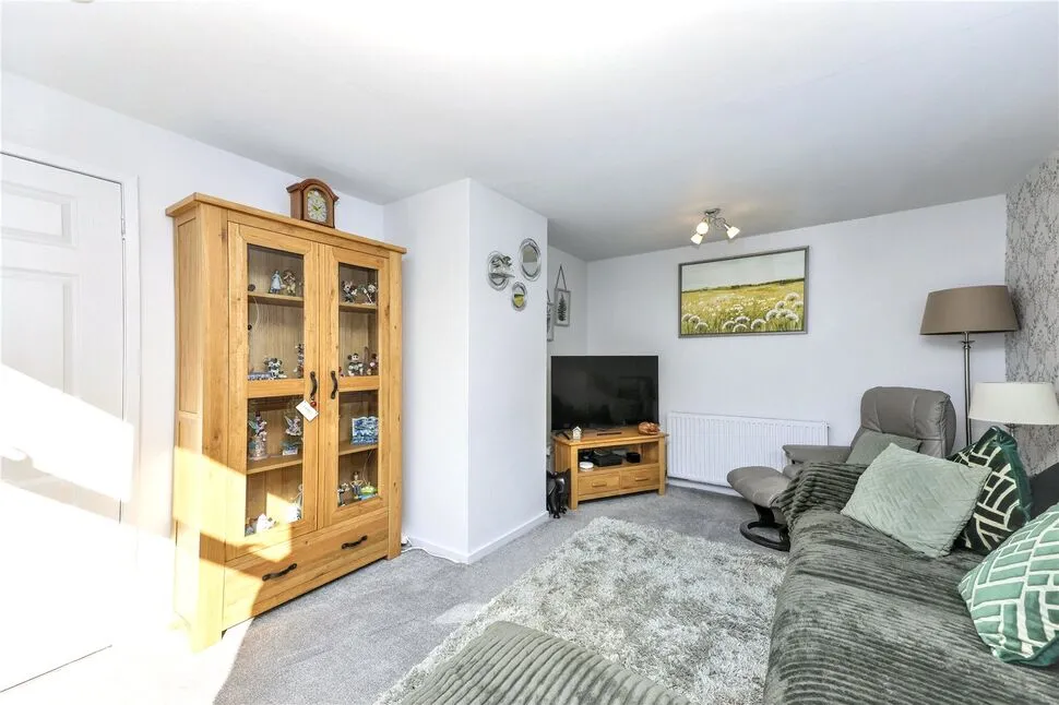 Lothian Court, Glenrothes, Fife, KY6, photo 5