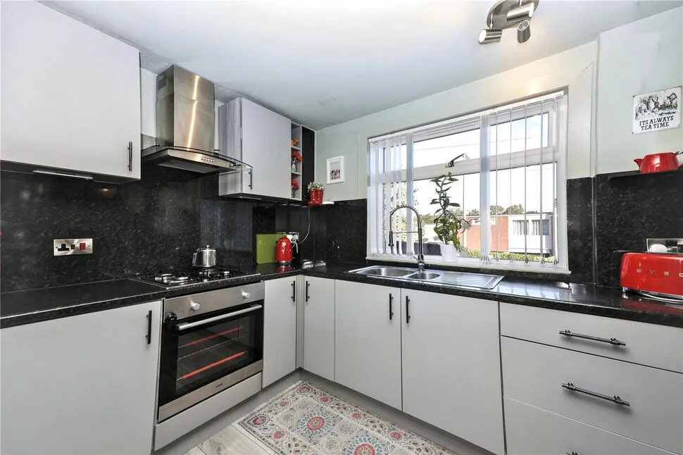 Lothian Court, Glenrothes, Fife, KY6, photo 10