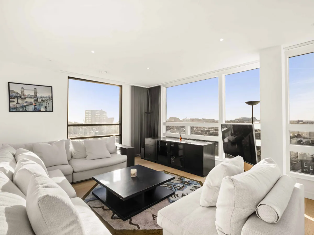 2 bed flat for sale, Holland Park Avenue, London, W11