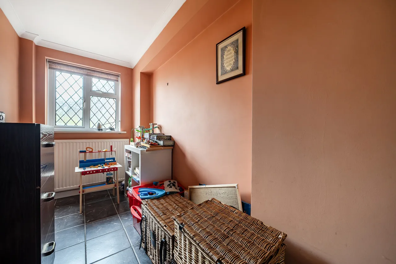 Birchdale, Gerrards Cross, SL9, photo 16