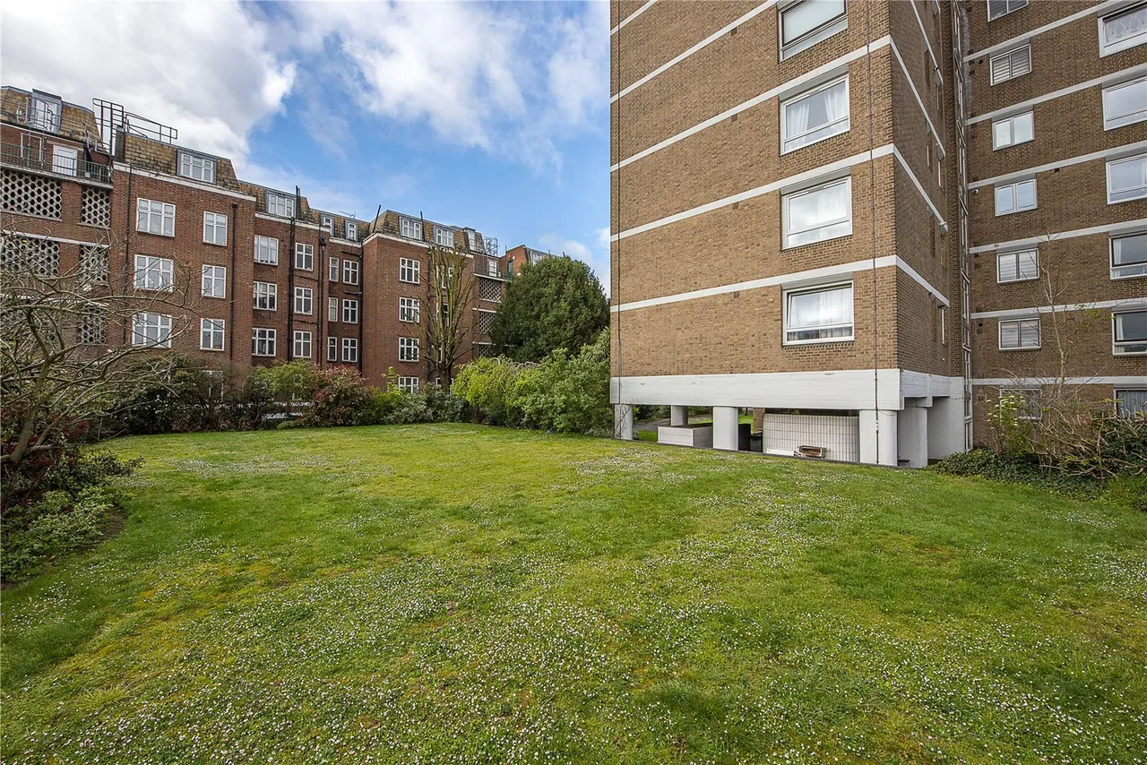 Putney Hill, London, SW15, photo 10