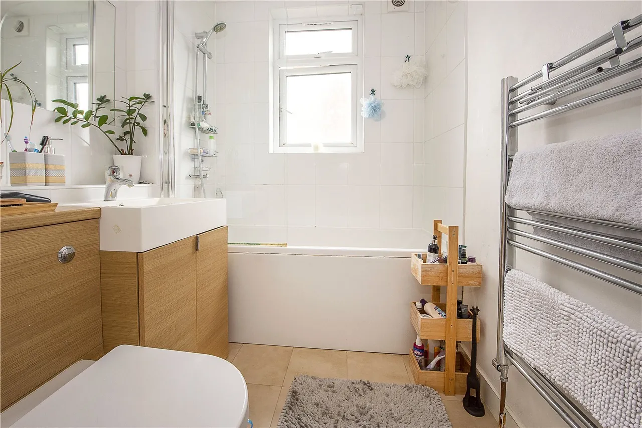Putney Hill, London, SW15, photo 8