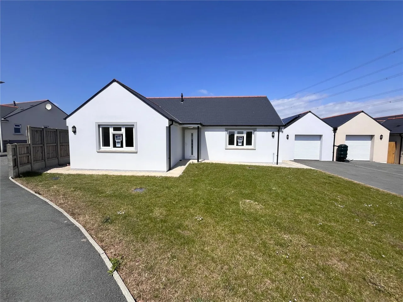 3 bed house for sale, Bowett Close, Hundleton, SA71