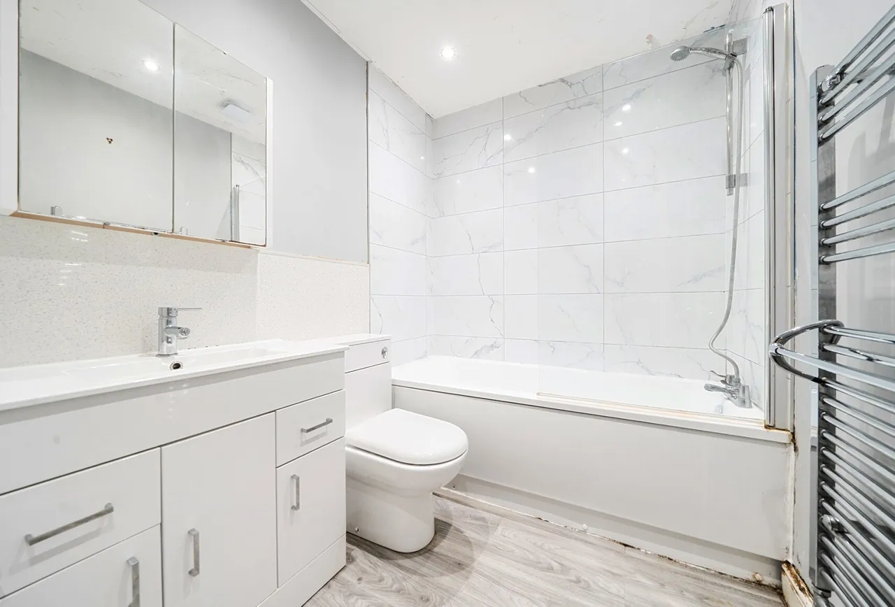 Castle Court, Gloucestershire, Stoke Gifford, BS34 8RF, photo 12