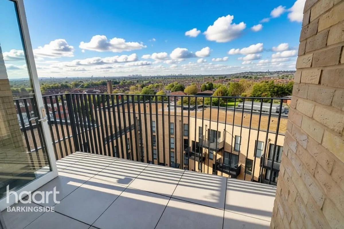 Manford Way, Chigwell, IG7, photo 6
