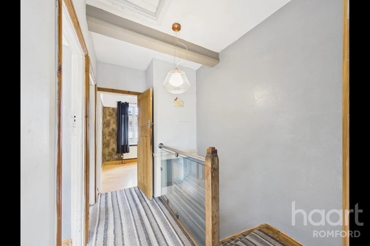 Bridport Avenue, Romford, RM7, photo 11